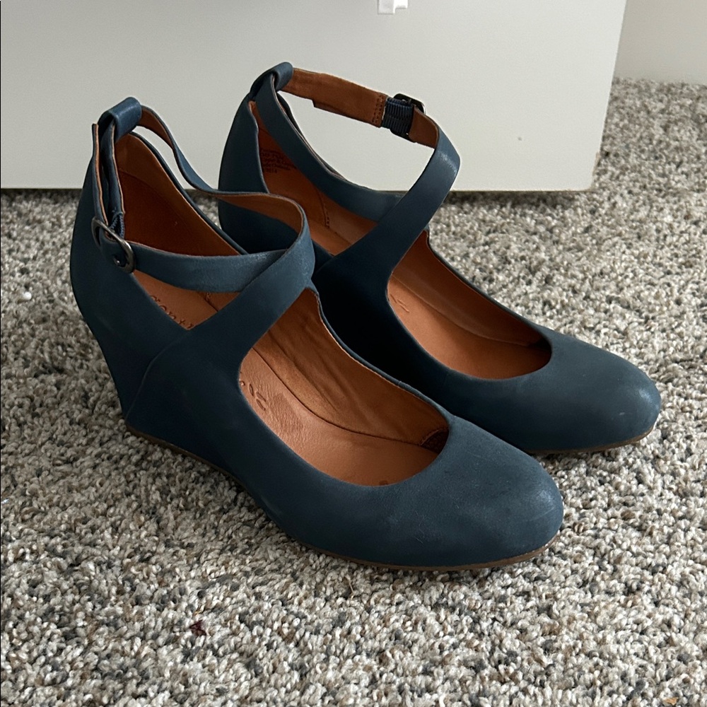 Gentle Souls Navy Wedge Leather Shoes